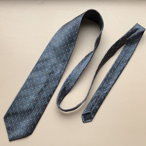 COLOURS by Alexander Julian 👔 Grey Silk Tie - Picture 1 of 5